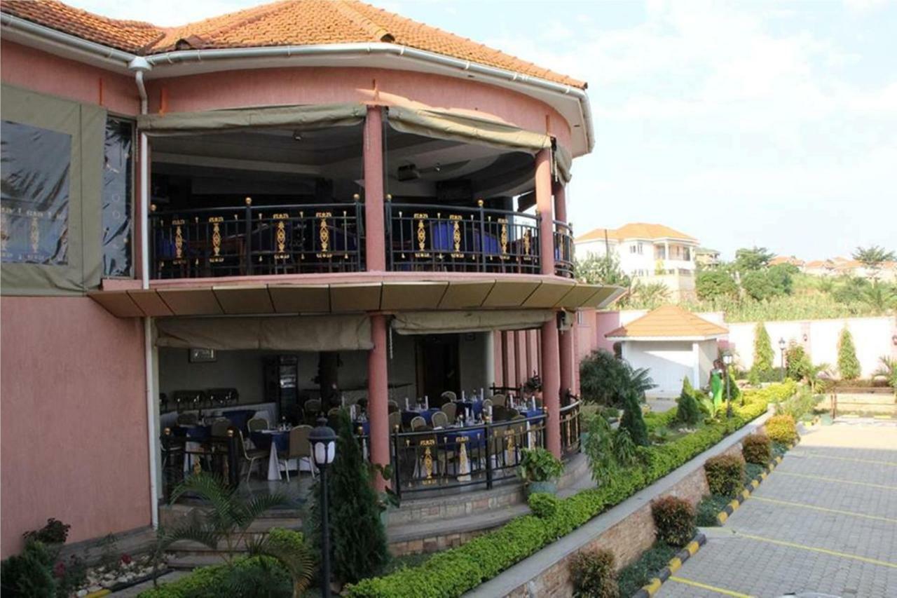 Sapphire Hotel Entebbe Kigo Kajansi エクステリア 写真